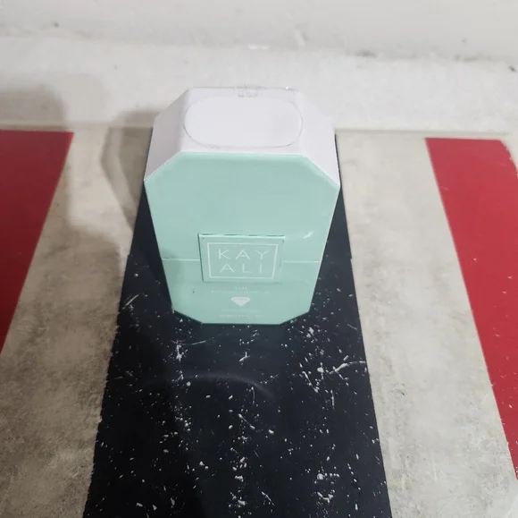 Kayali Yum Pistachio Gelato Perfume - Picture 6 of 8